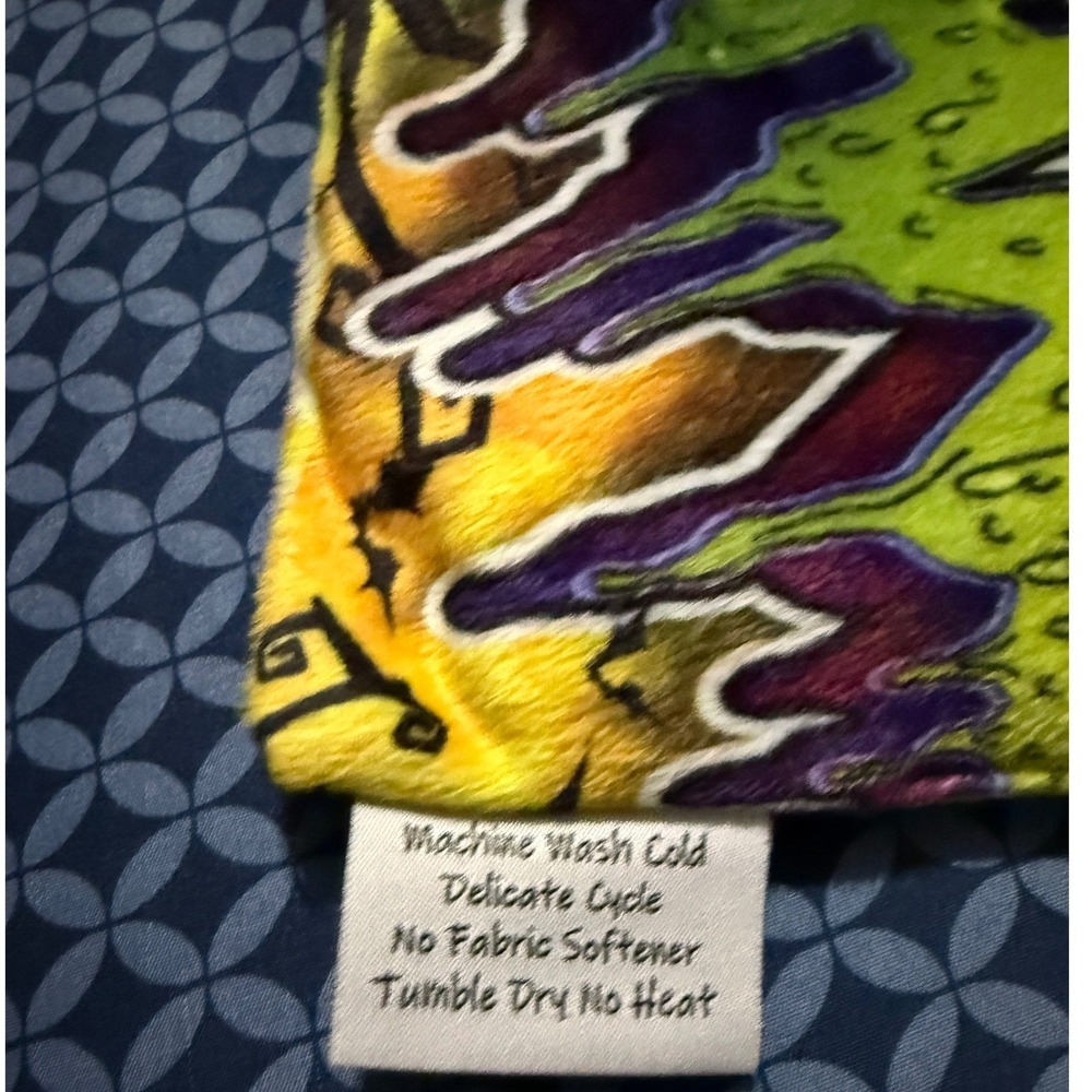 Reversible Minions Halloween Plush Tote Bag Fuzzy Lime Green Trick or Treat - Picture 4 of 15